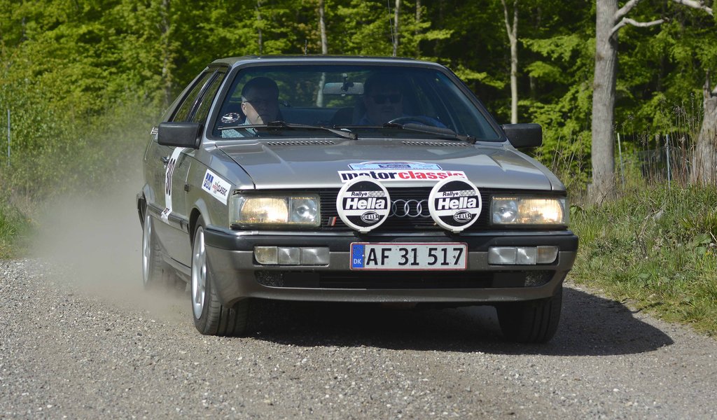 Robert Ruby Hansen og Bent Ballegaard fra Horsens ligger nr. 1 midtvejs i opstartsklassen: Touring med deres Audi Coupe 80 GT